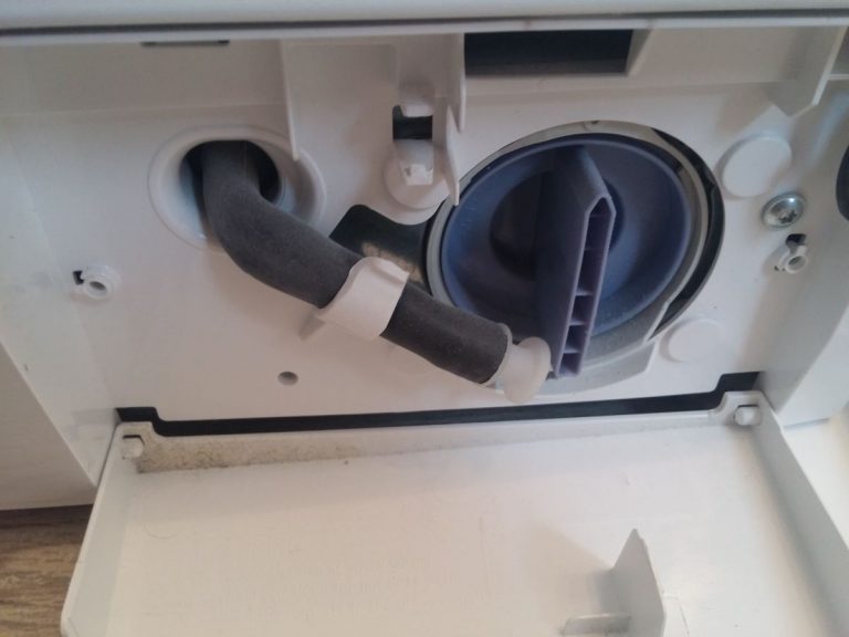 Flusensieb reinigen Wie Sie das Sieb einer Waschmaschine s 228 ubern